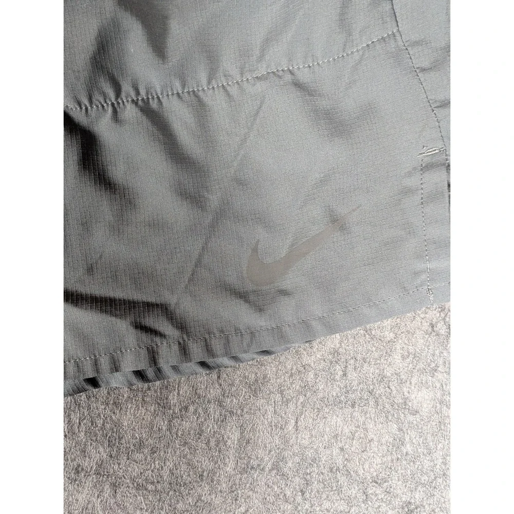 Nike Running Grey Ripstop Athletic Shorts Mesh Panels Pockets Men's Training